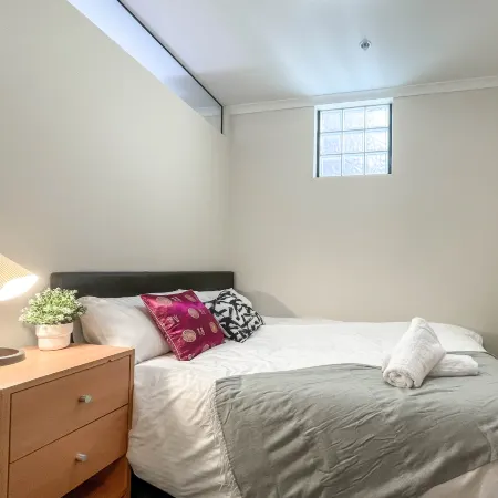 Compact 2BR Near Chinatown | Melbourne CBD C24