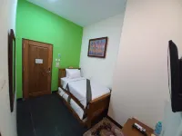The Cabin Hotel Mantrijeron