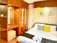 Impact Arena Muang Thong Condo P1 6fl by Goodroom24 - Kitchen