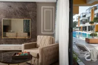 Elysium Green Suites - balcony