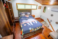 Casitas Del Rio Riverfront Nature Lodge - Sloth Luxury Villa - Wifi