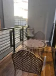 Family-Friendly Townhouse in Port Melbourne | Private Parking - พร้อมระเบียง