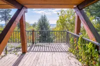 Cozy Two-Bedroom Suite - Balkoner
