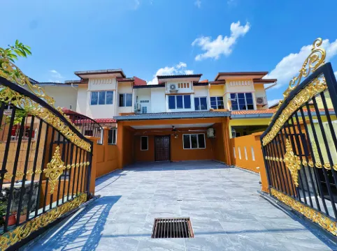Wawasan Puchong Family-Friendly Spacious Home
