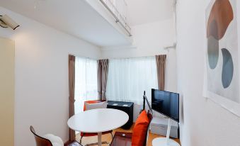 Sakura Yoyogi by Tranova