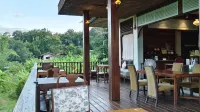 Sang Poy Cottage - breakfast