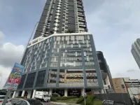Space Residency Premium Suite Near KSL Mall by Nest Home Hotels near KSL D'Esplanade Residence @ JB City Homestay