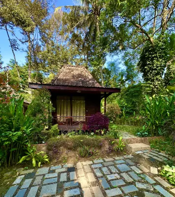 Puunee Wild River Villa's Borobudur Hotels in 