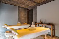 Tri - spa