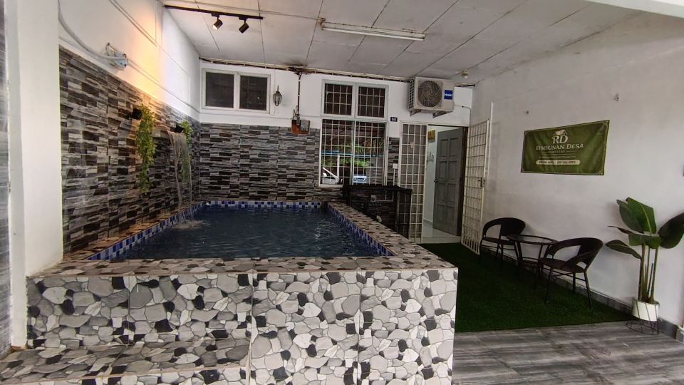 Rimbunan Desa Homestay with Private Pool