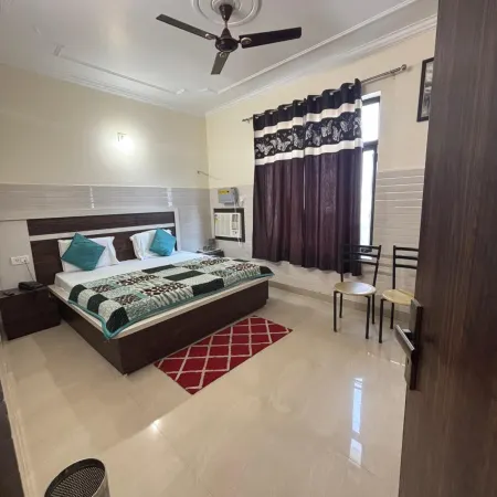 Hotel Paradise Inn Отели в г. Катра