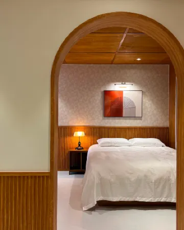 lyrical Hotel Busan Yeongdo Hotels near تايجونغاداي