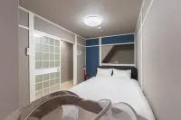 6 min walk to JR Kyobashi Station/Easy access to Umeda, Namba, USJ/Entire house 99.6 sqm