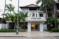 The Riverfront Central Hotel - parkir