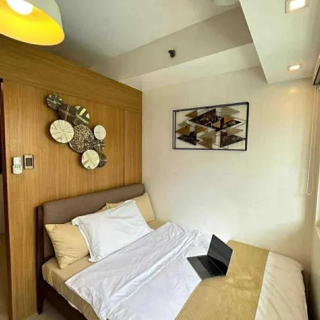MAJULAH STAYCATION AT SHELL RESIDENCES C MALL OF ASIA PASAY
