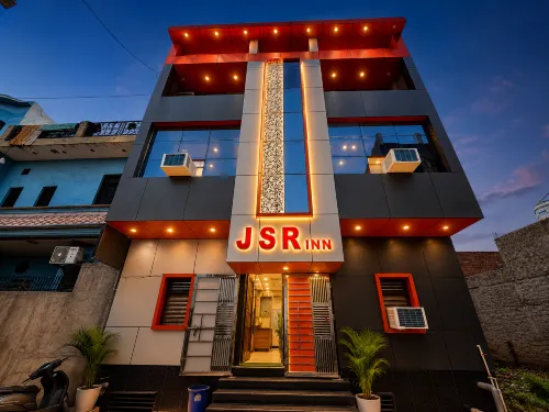 Hotel JSR Inn - parking