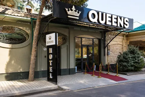Queens Hotel - Parkplatz