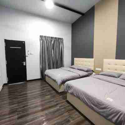 4 Person Spacious Private Room in Bukit Bakri Others