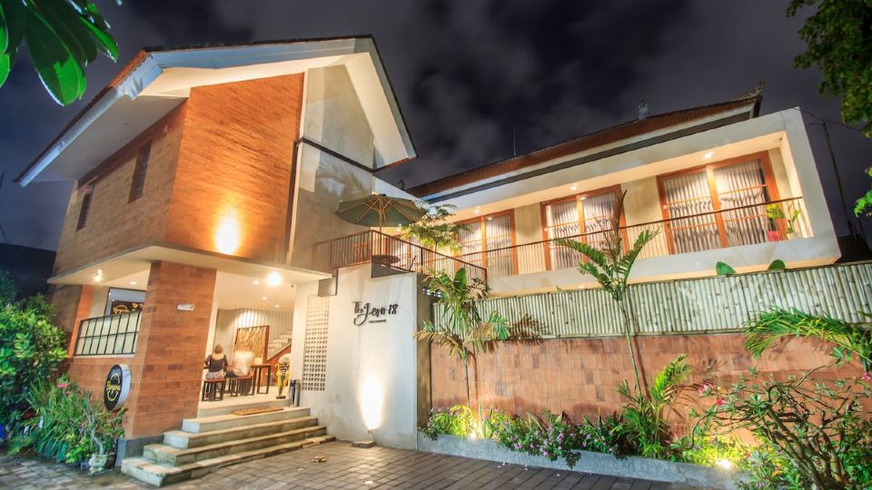 THE JERO 18 KUTA near Kuta beach and Airport
