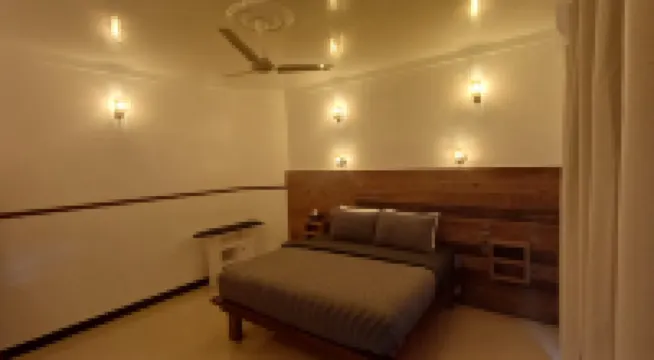 Luk inn at Huraa