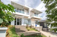 Rehat at Villa Golf Island Dago Resort I