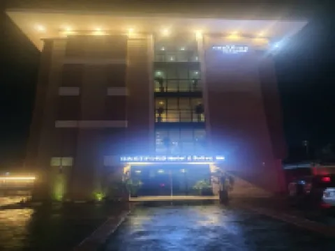Dartford Hotels and Suites Hotels near Uteh Enogie Palace