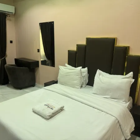 Next Level Hotel & Suites
