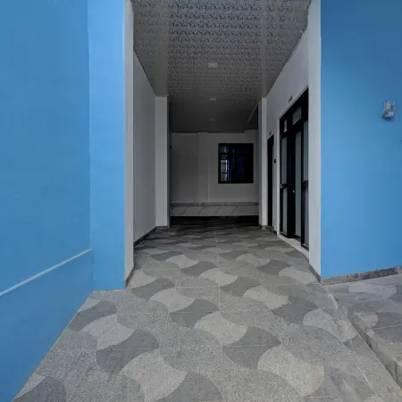 Hotel O 94843 Syariah Hj. Lilis Sukabumi