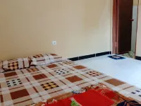 OYO 95109 Eksis Homestay Syariah Hotel di Kecamatan Simo
