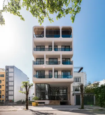 GRAND LUX by BRIO - Condos