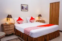 Hotel O near Pantai Padang formerly Boutique Hotel Mayang Syariah - 2-Star
