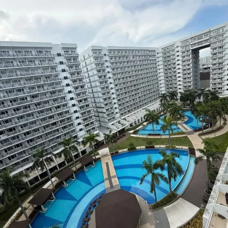 Shell Residences MOA Pasay