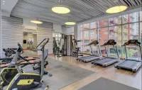 Sealavie Riverfront Stay with Private Viewpoint - 健身房