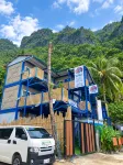 Tandikan Zands Hotel - New