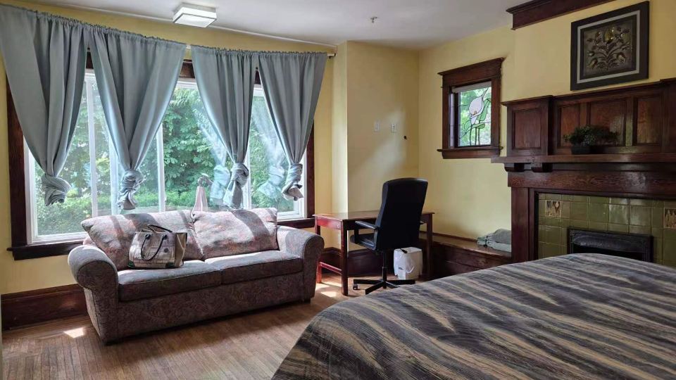 Vancouver WestSide Villa 65