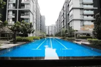 A Lovely, Utropolis Studio Near KDU, FREE Parking UOW Malaysia KDU University College, Utropolis Glenmarie附近的飯店