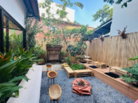 Hat Nang花園 - 民宿和餐廳