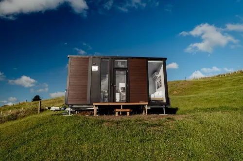 Mighty Tiny House 1 by Tiny Away Hotel a Pepepe