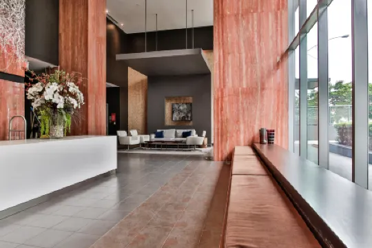 RivetStays - The Parade 1