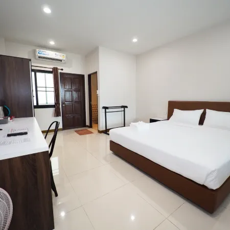 Waritthon Residence
