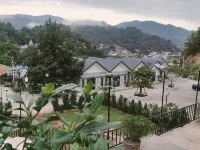 HAPPYHOME RESORT Hotels near Pha Mhee Cave