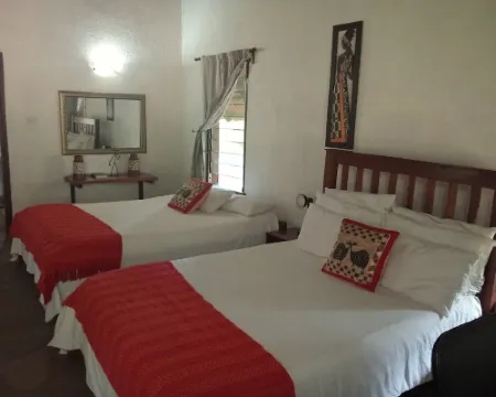 Cosy place along Zambezi River with Wi-fi Swimming Pool Hotels in Siavonga