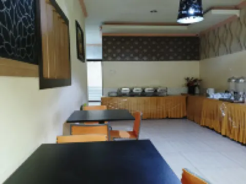 Hotel O Puri Homestay Hoteles en Kendari