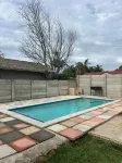 Malkhon Guesthouse - Kolam Renang