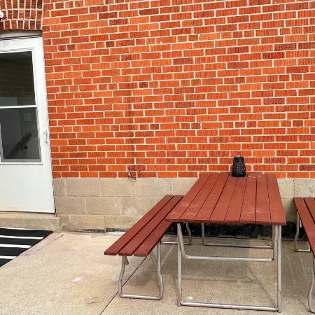 Cozy & Modern Ensuite Basement Rooms - Steps to Subway & Downsview Rogers Stadium