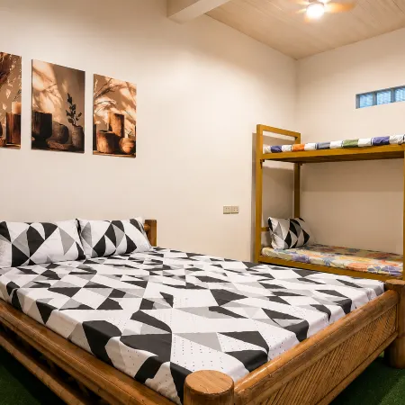 Family OR Barkada Transient Stay Near SM Lipa