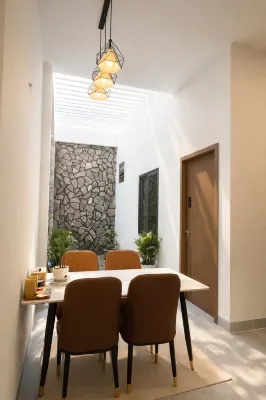 La Costa • 3BR Modern House • Near Sea • Quiet - Pysäköinti