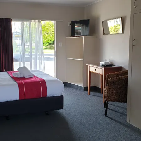 Commodore Motor Lodge