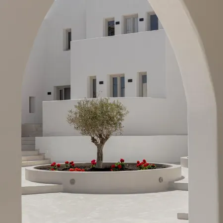 Filomare Oia Suites