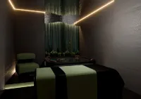 Manhattan Grand Hotel - سبا
